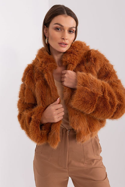 Jacke AT Pelz Look in verschiedenen Farben